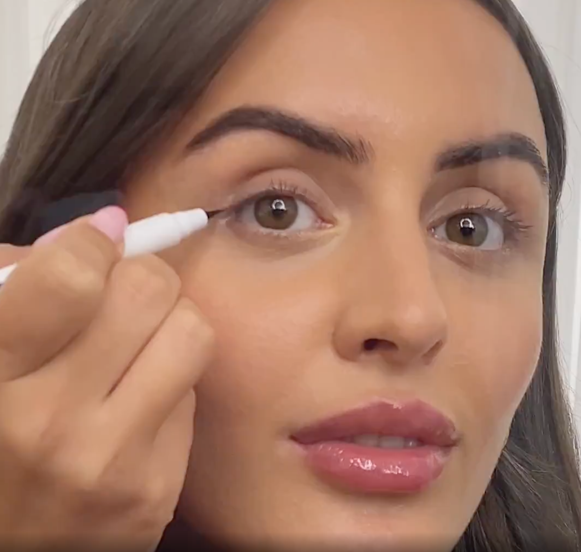 Mascara & Eyeliner Duo video